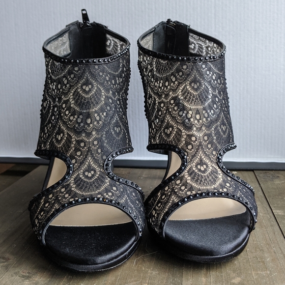 Lace & Rhinestone Heels - Picture 6 of 8